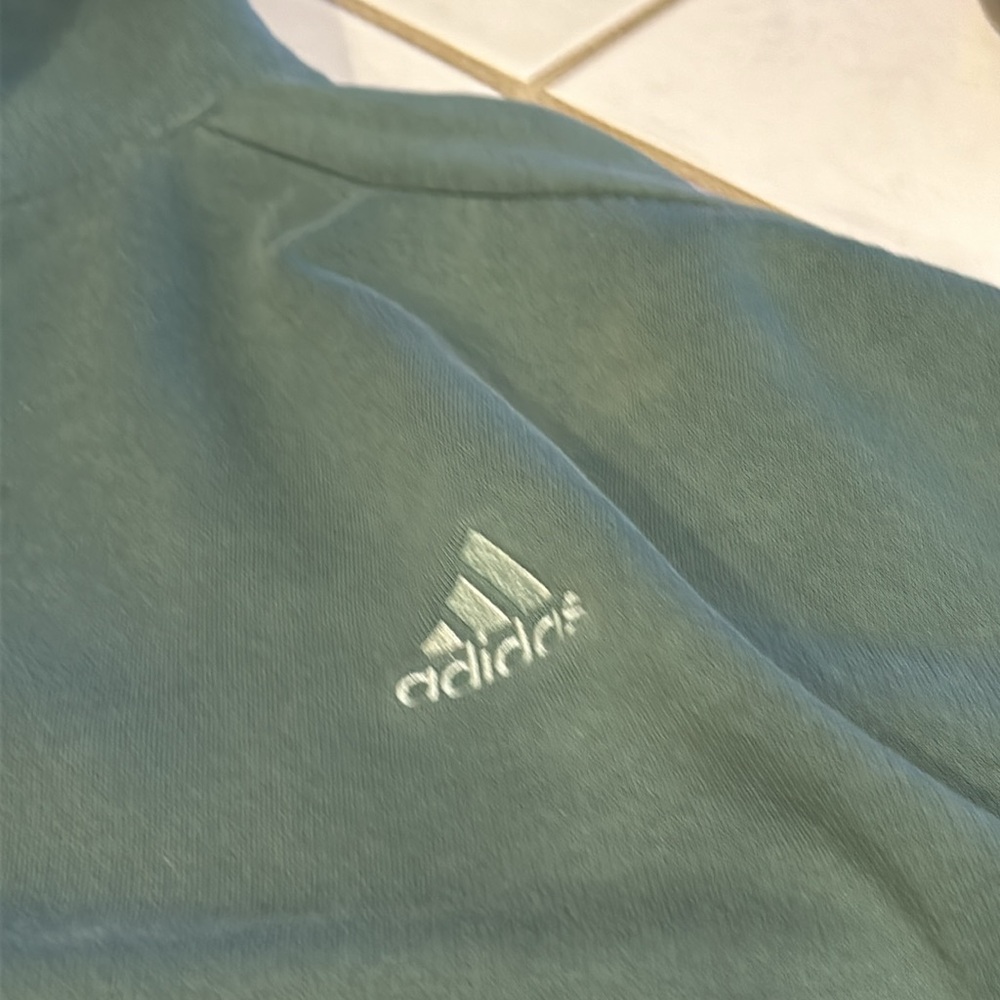 Adidas Cowl Neck ,Back Zip ,Crop Sweatshirt Size 1X - Picture 13 of 15